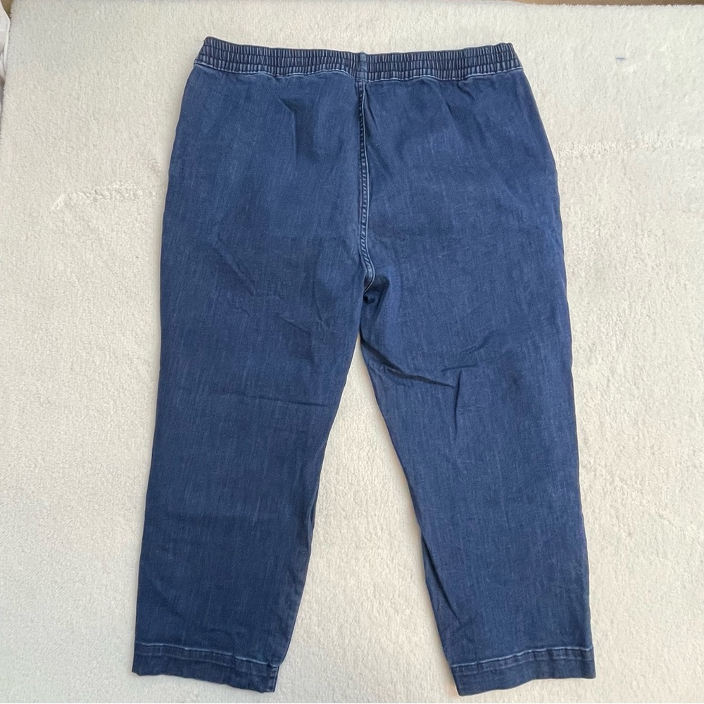 Women's Blue Cropped Jeans Pull On Elastic Waist 3X Plus Size Capris Denim - Picture 5 of 5